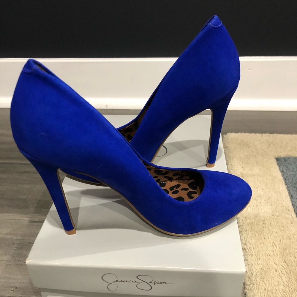 Jessica Simpson blue suede pump